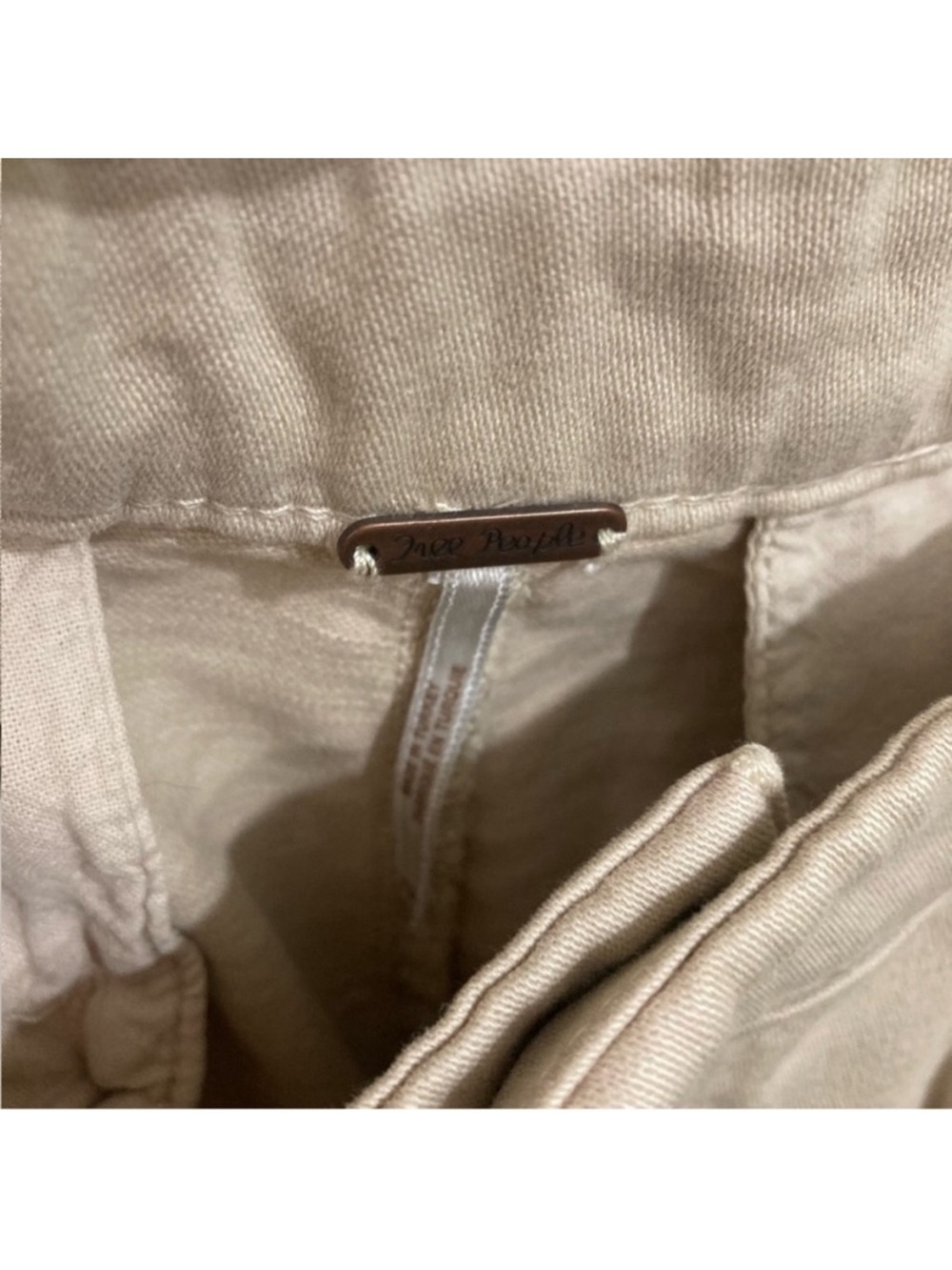 Free People Billie Chino Pleated High Rise Shorts Almond Milk Beige Size 12 New - Picture 8 of 10
